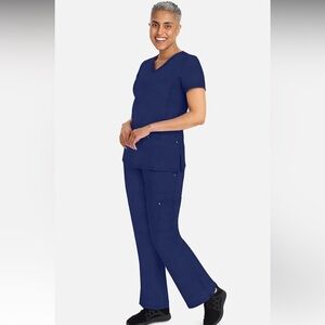 Healing Hands Women's Yoga Scrub Set: Straight Leg Scrub Pants in Navy & V neck